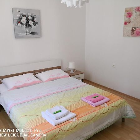 Apartmans Luce E Stella มาลินสกา ภายนอก รูปภาพ