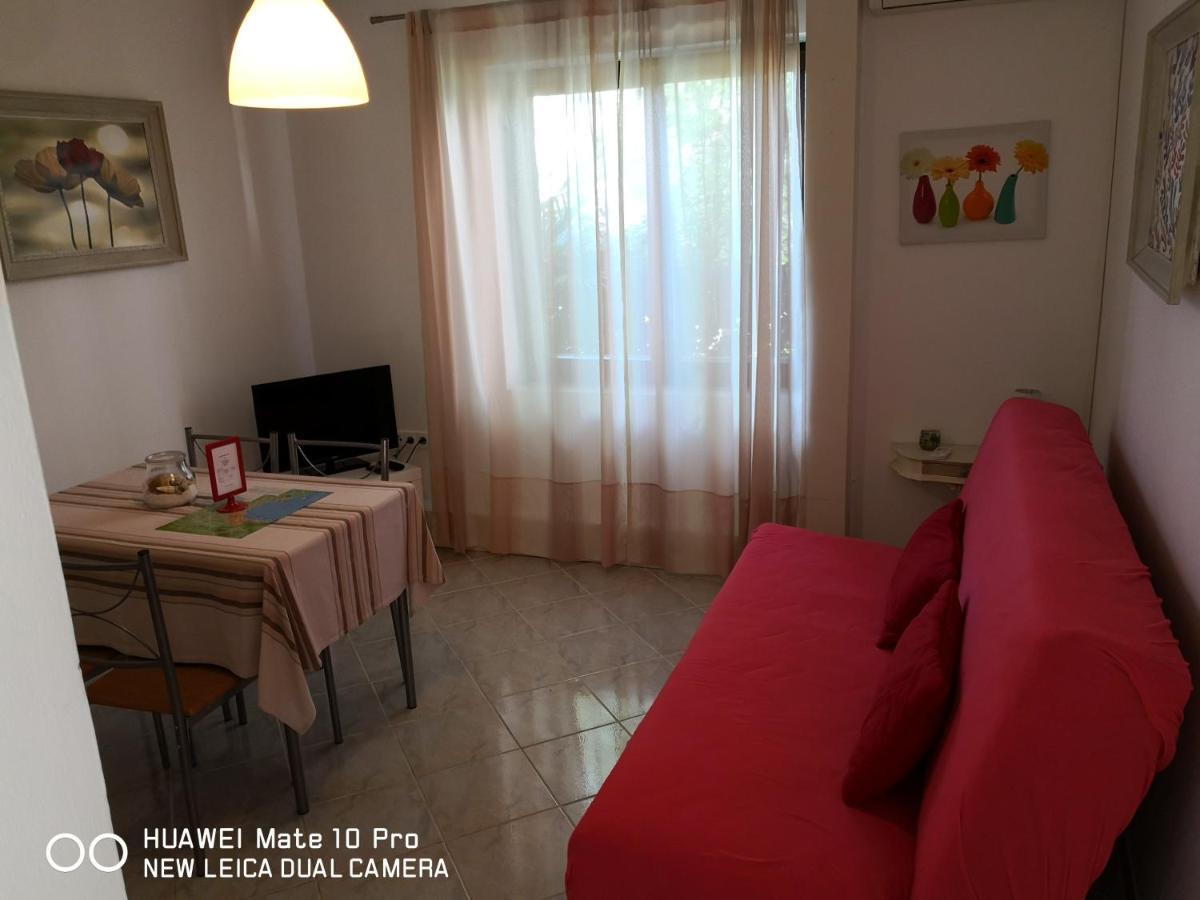 Apartmans Luce E Stella มาลินสกา ภายนอก รูปภาพ
